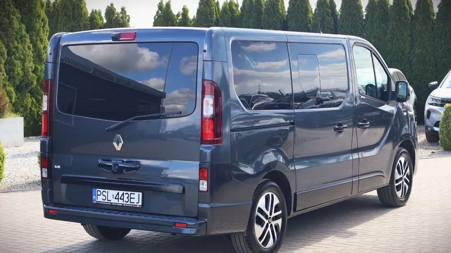 RENAULT Trafic -