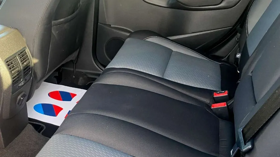FORD Escape -