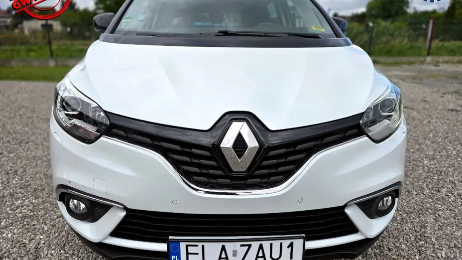 RENAULT Scenic -