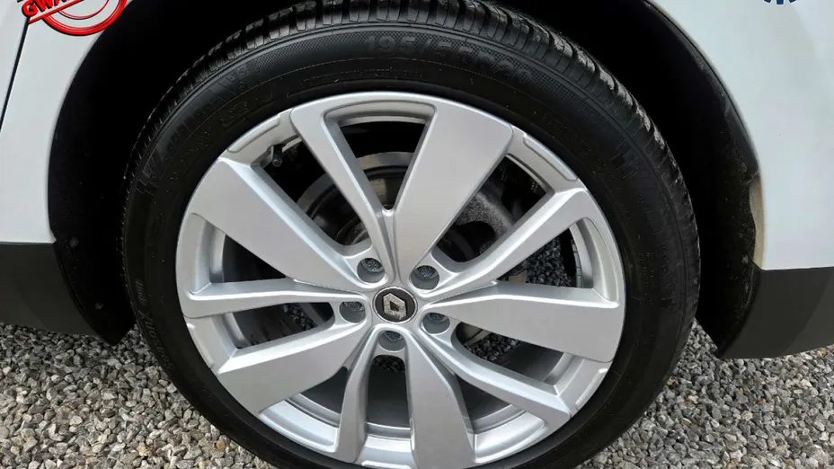 RENAULT Scenic -