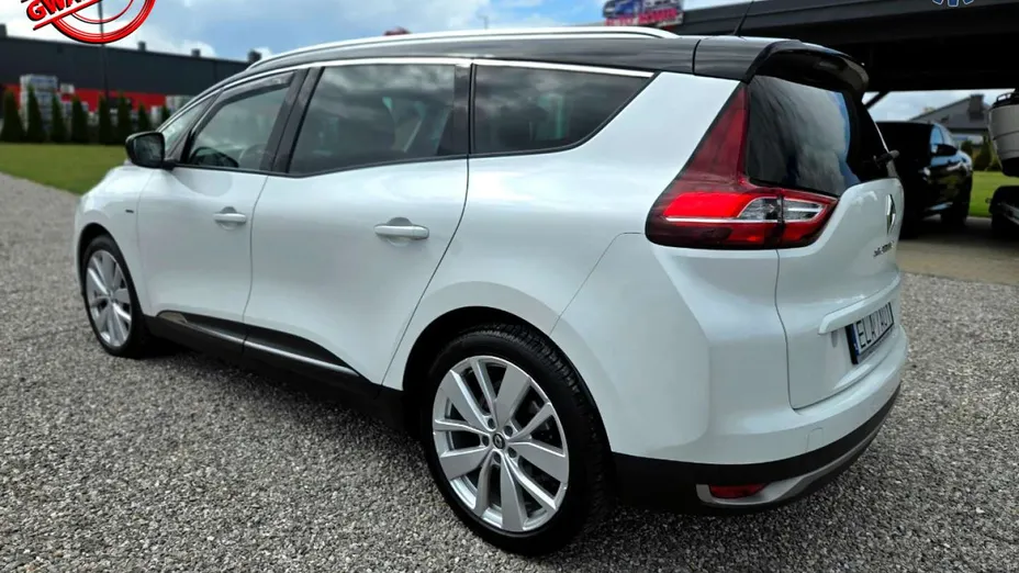 RENAULT Scenic -