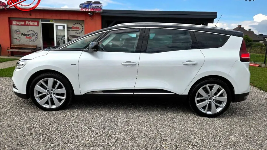 RENAULT Scenic -