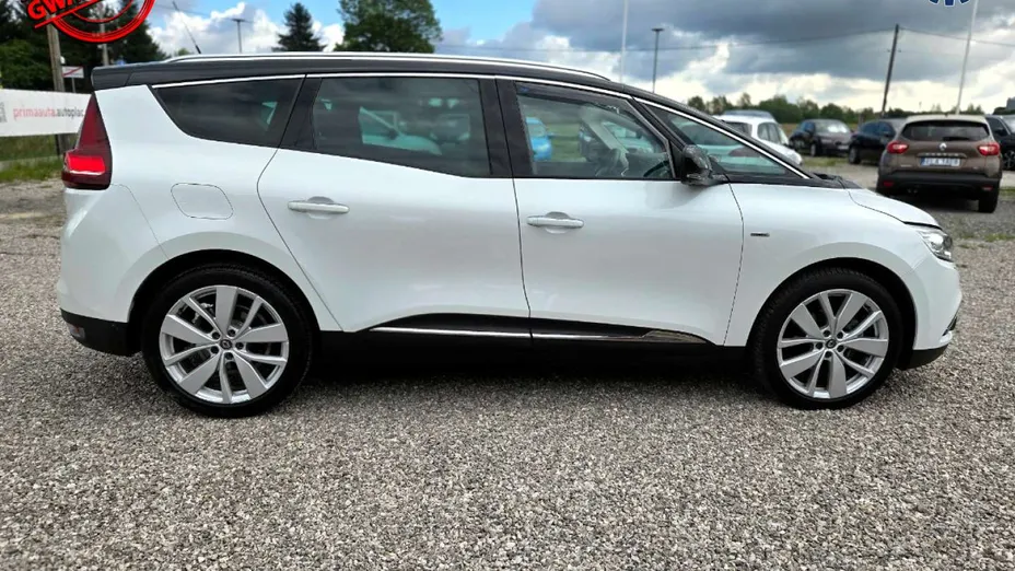 RENAULT Scenic -