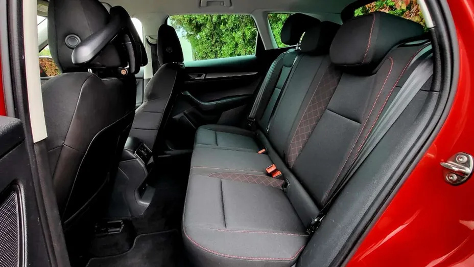 SKODA Karoq -