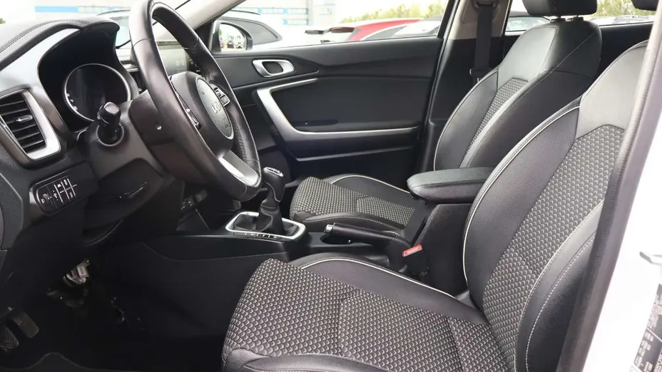 KIA XCeed -