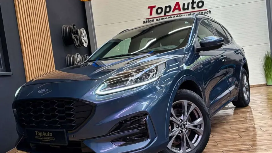 FORD Kuga -