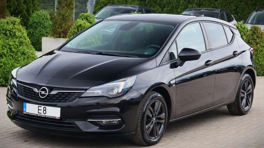 OPEL Astra -