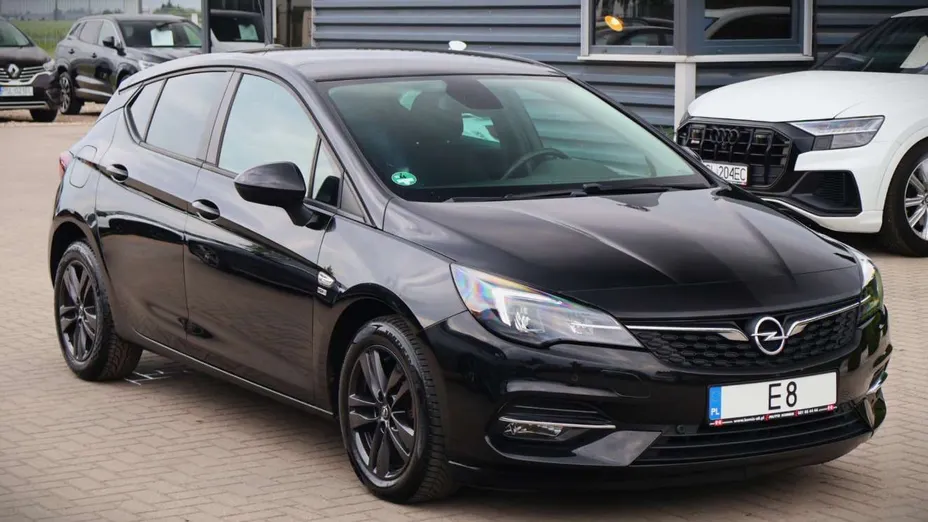 OPEL Astra -