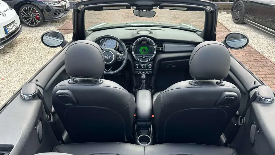 MINI Cooper -