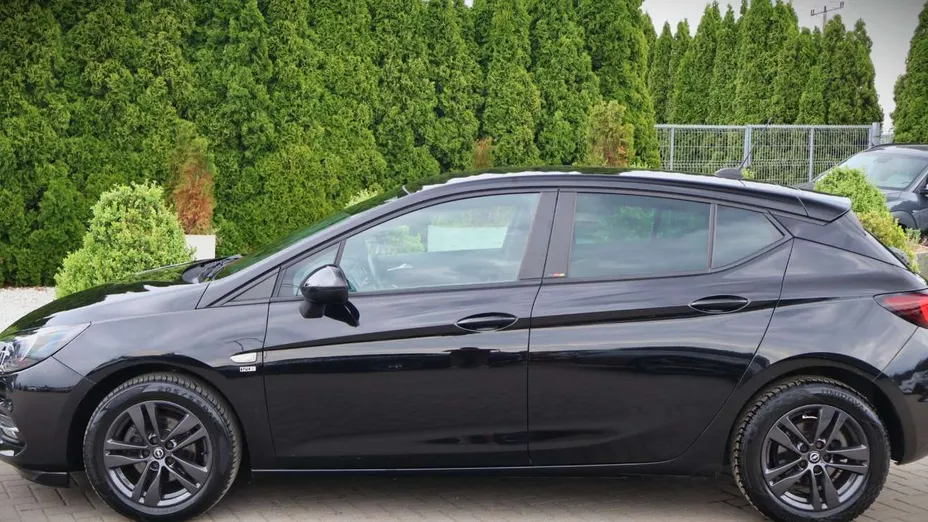 OPEL Astra -
