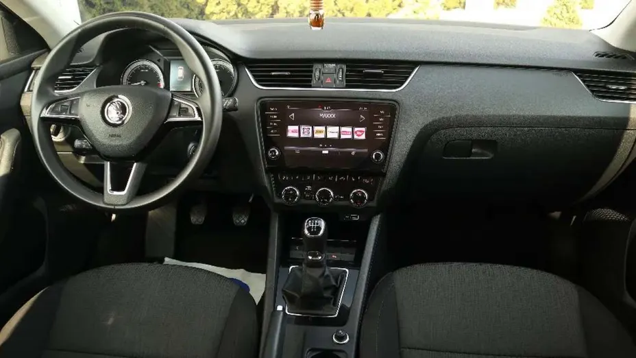 SKODA Octavia -