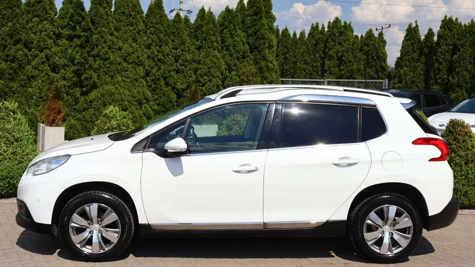 PEUGEOT 2008 -