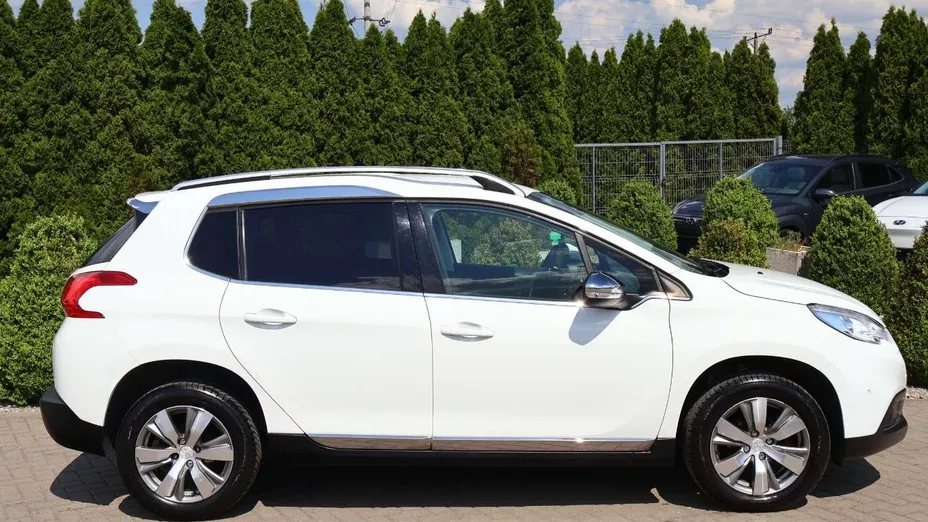 PEUGEOT 2008 -