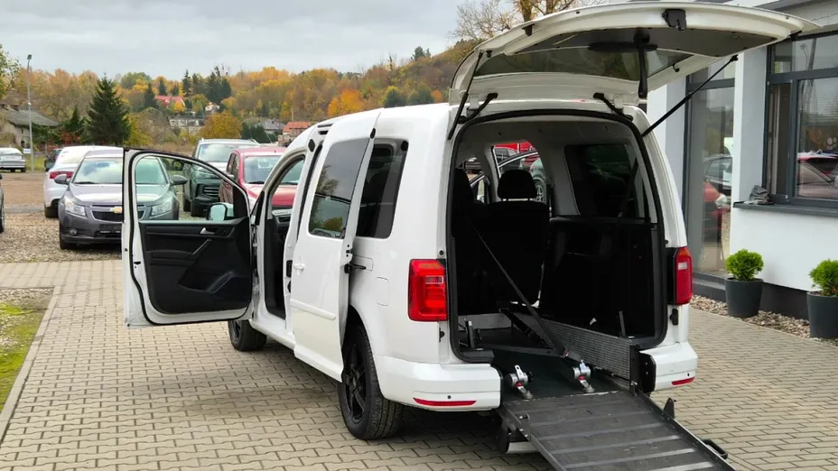 VOLKSWAGEN Caddy -