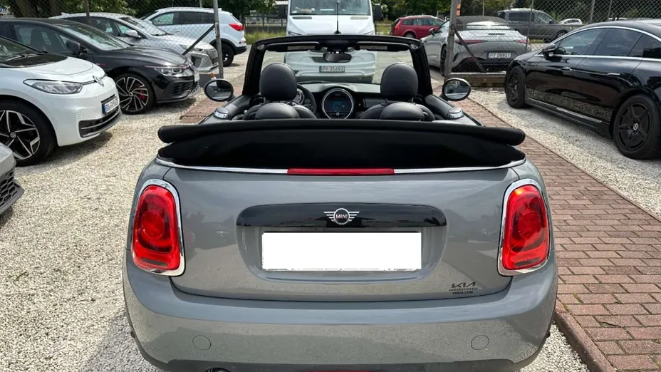 MINI Cooper -