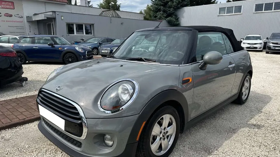 MINI Cooper -