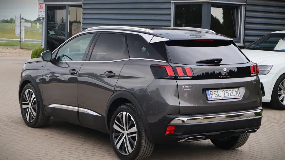 PEUGEOT 3008 -