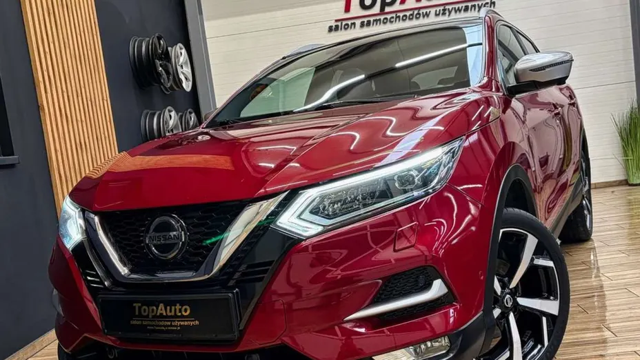 NISSAN Qashqai -