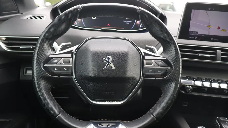 PEUGEOT 3008 -