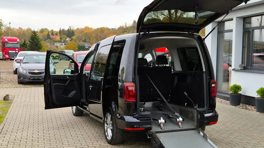 VOLKSWAGEN Caddy -