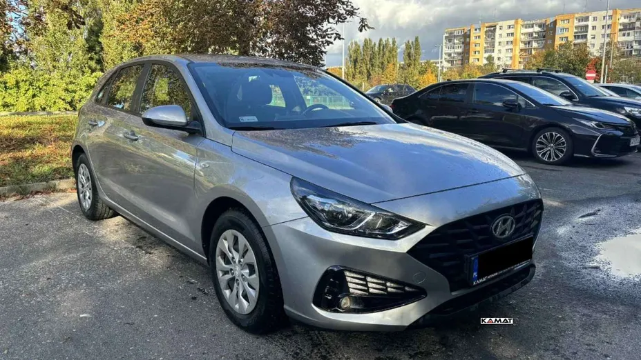 HYUNDAI i30 -