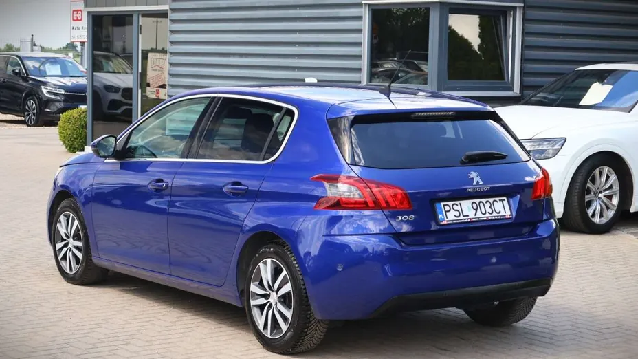 PEUGEOT 308 -