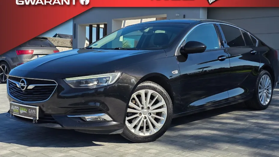 OPEL Insignia -