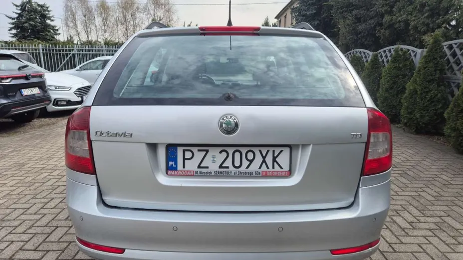 SKODA Octavia -
