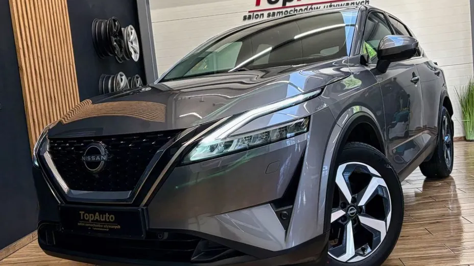 NISSAN Qashqai -