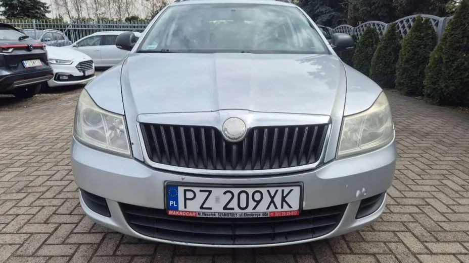 SKODA Octavia -