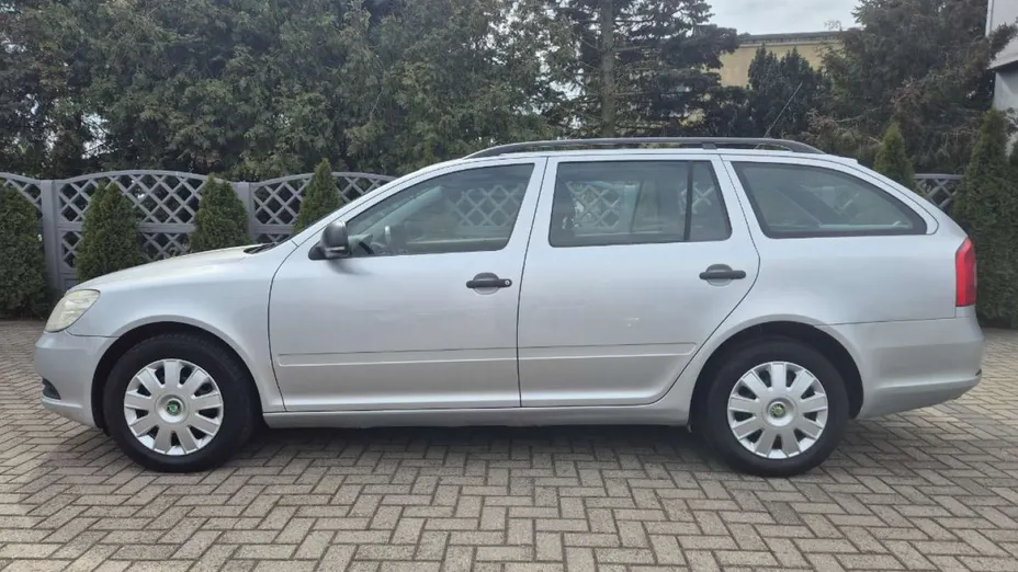 SKODA Octavia -