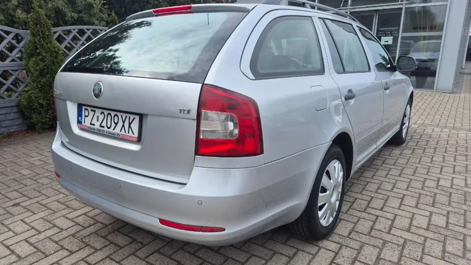 SKODA Octavia -
