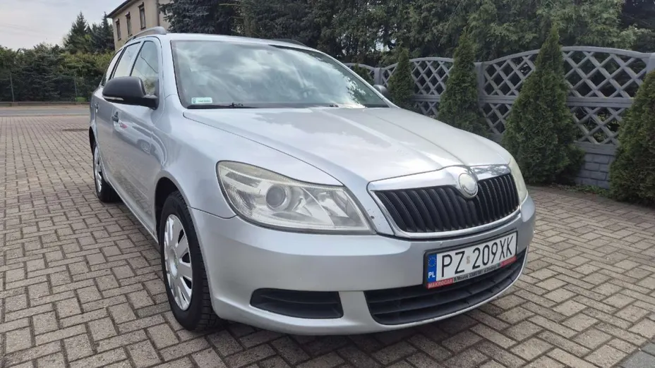 SKODA Octavia -
