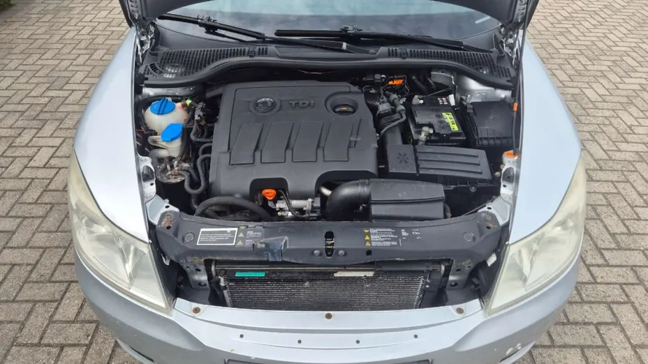 SKODA Octavia -