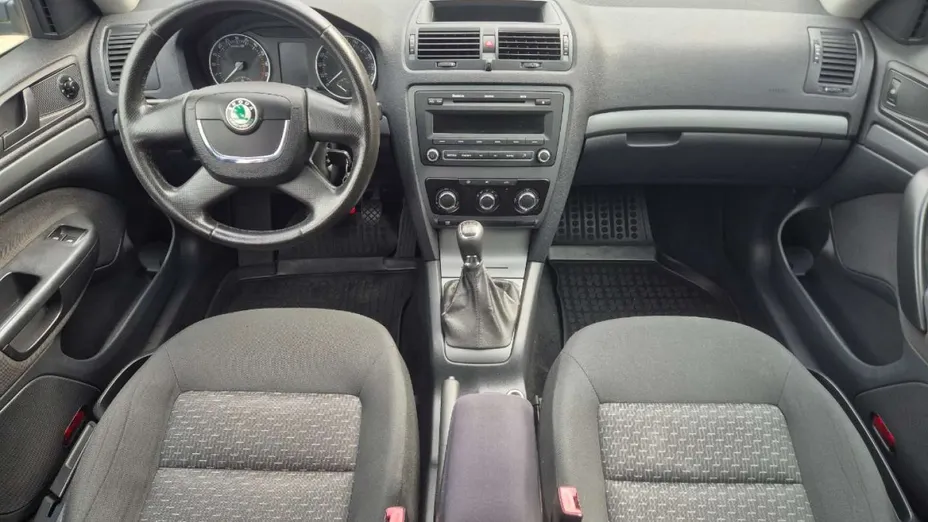 SKODA Octavia -