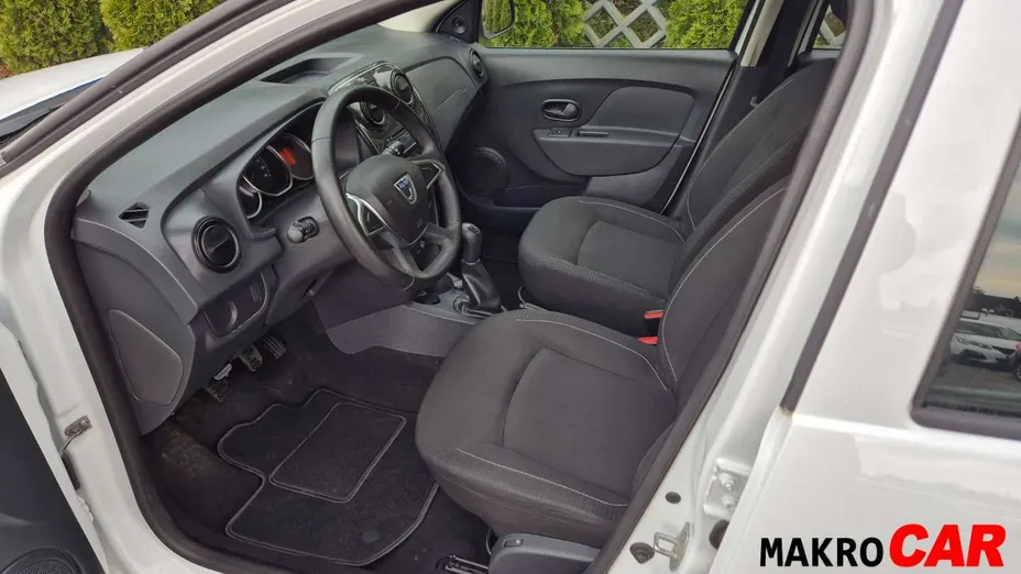DACIA Sandero -