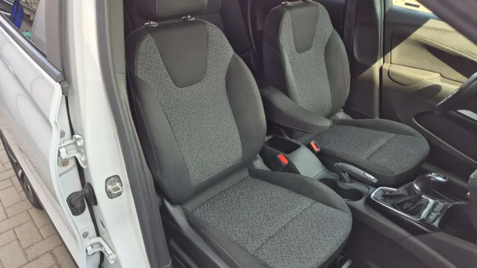 OPEL Crossland X -