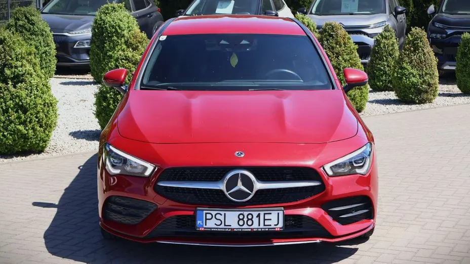 MERCEDES-BENZ CLA -