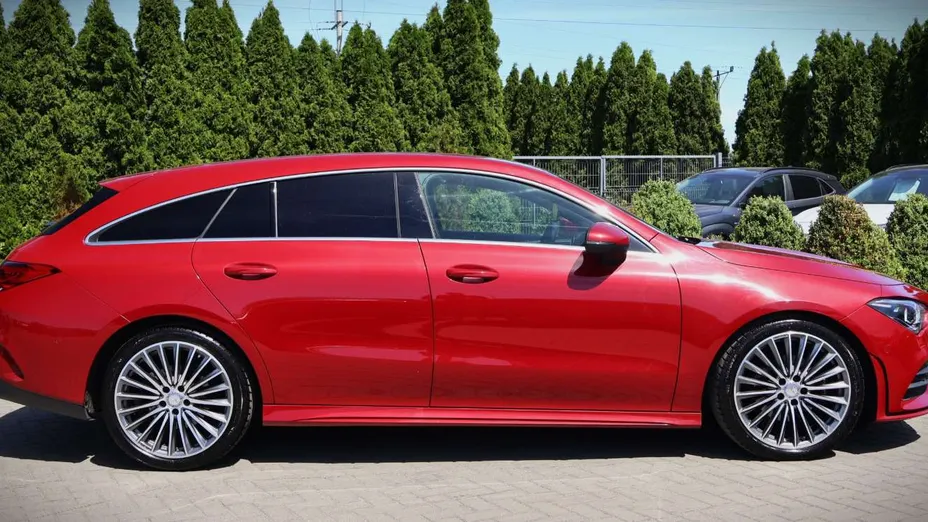 MERCEDES-BENZ CLA -