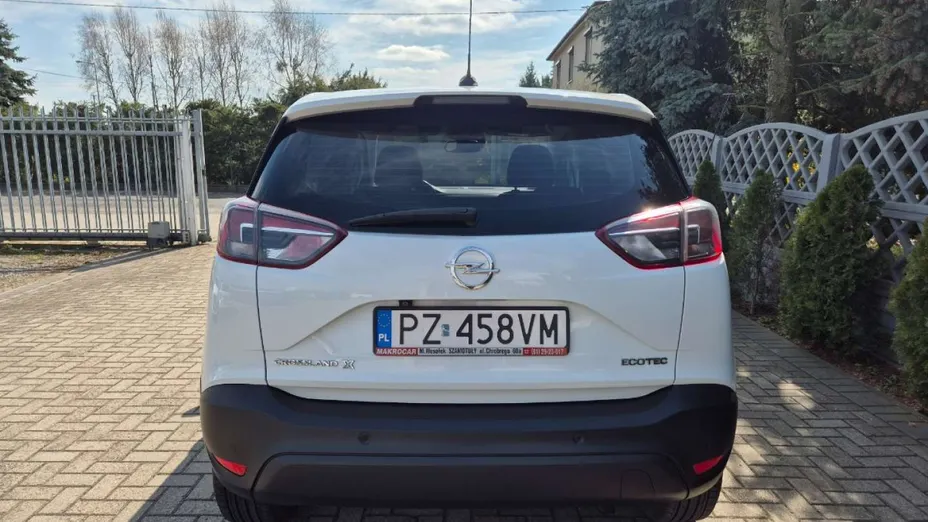 OPEL Crossland X -