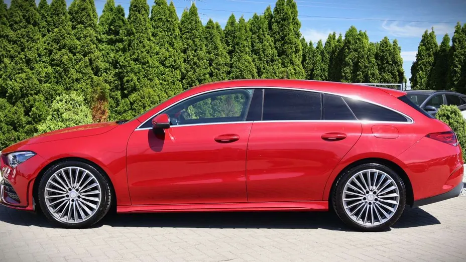 MERCEDES-BENZ CLA -