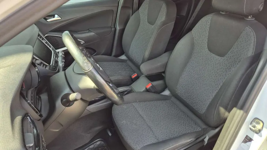 OPEL Crossland X -