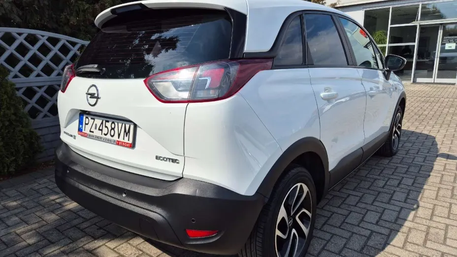 OPEL Crossland X -