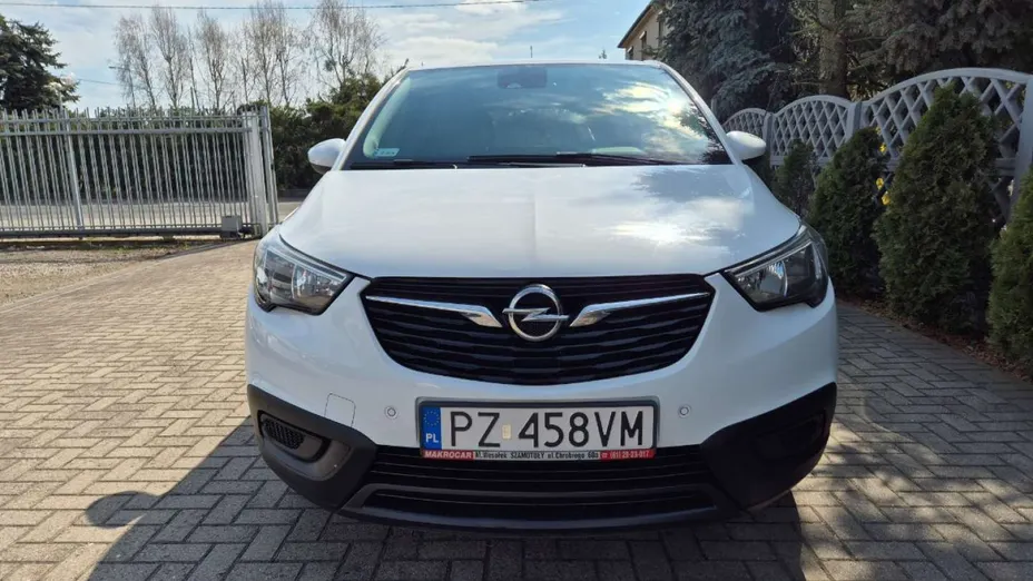 OPEL Crossland X -