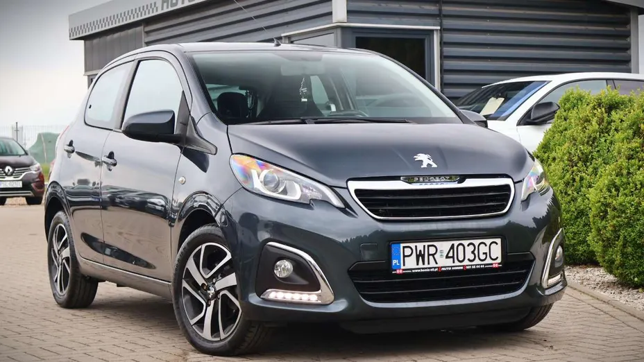 PEUGEOT 108 -