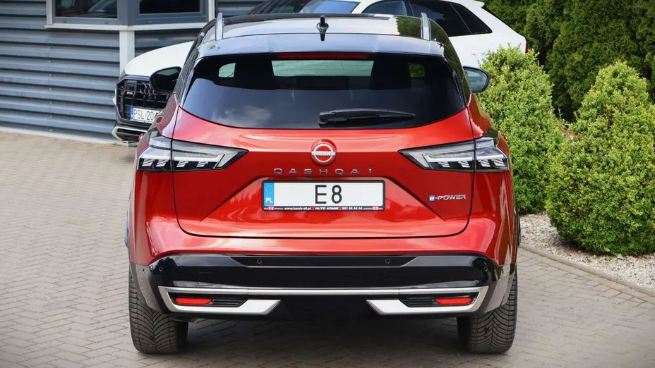 NISSAN Qashqai -