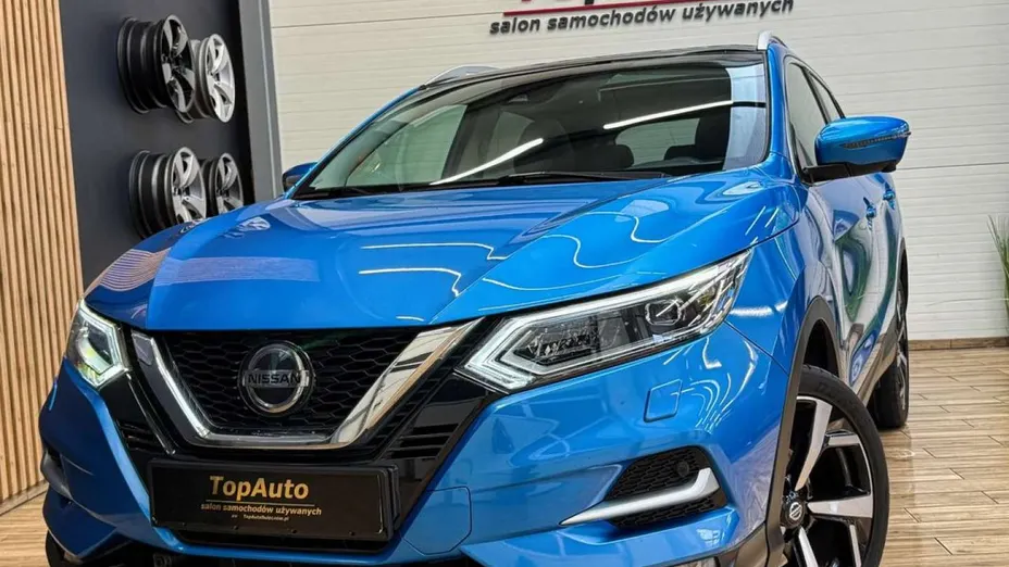 NISSAN Qashqai -