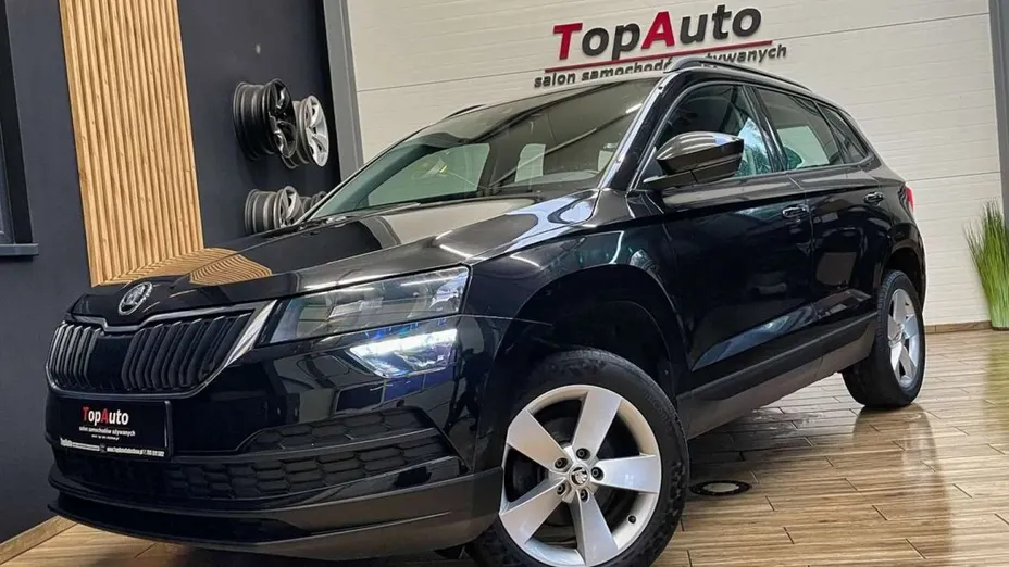 SKODA Karoq -