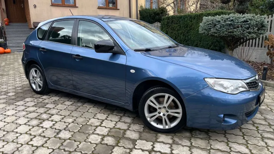 SUBARU Impreza -