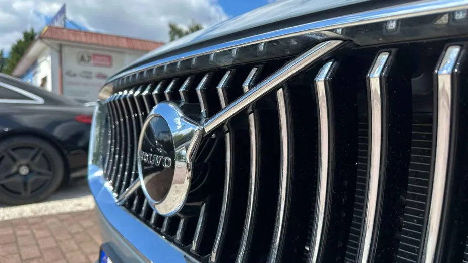 VOLVO XC90 -